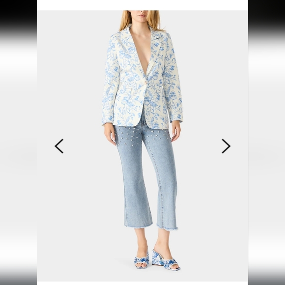 Cloud Ten: Blue Floral Women's Blazer - Picture 11 of 12